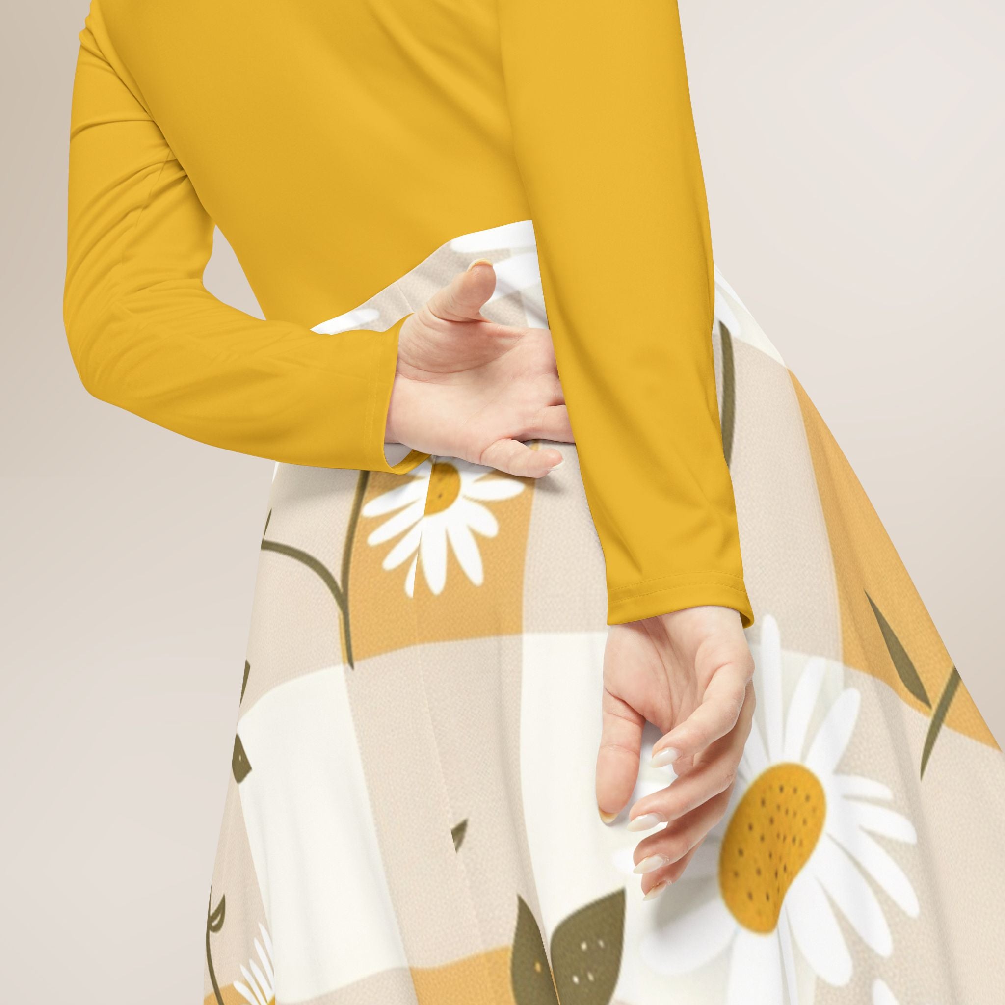 Floral Daisy Long Sleeve Dress