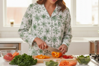 Vegetable-chopping scene with richer green snowflake color and sharper detail